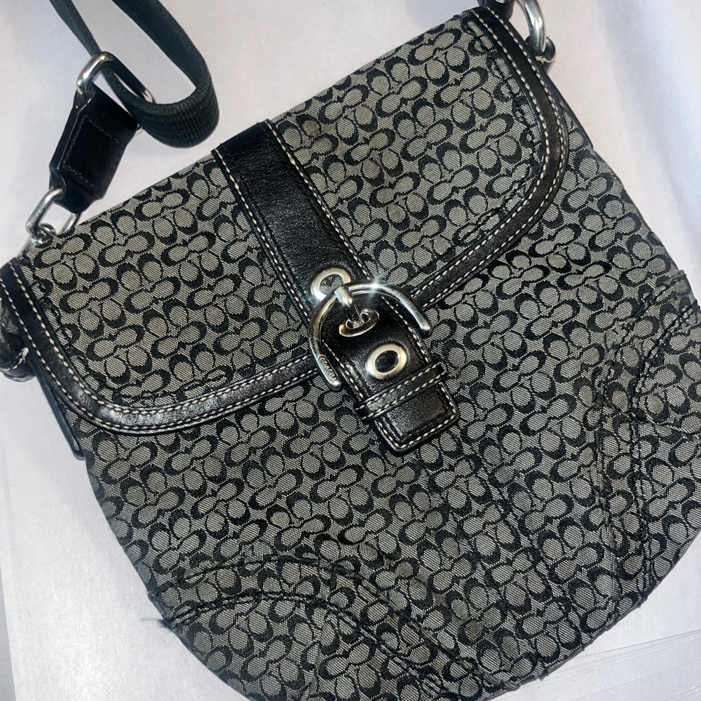 COACH #44718 Soho Mini Signature Swingpack - Black & Gray C Jacquard authentic